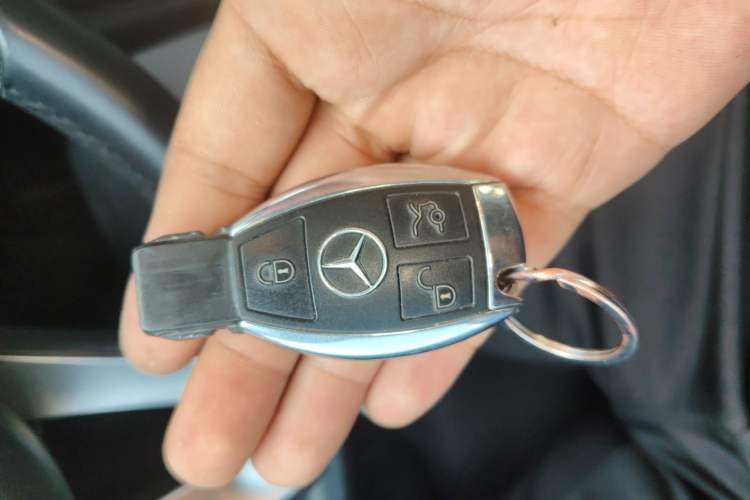 Used Mercedes-Benz C-Class 2015 C 200 station wagon
