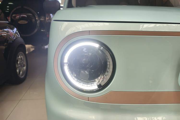 Used Geely Galaxy Panda 2023 Panda Mini 120km Asian Games Edition
