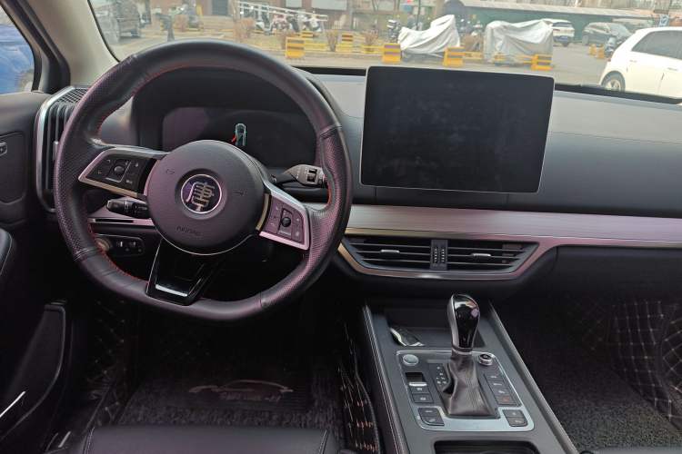 Used BYD Tang 2018 2.0T Automatic SmartConnect Prestige 7-Seater China V Standard
