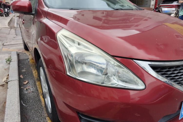 Used Nissan Tiida 2013 1.6L CVT Cool Cafe Edition Right Front Headlight