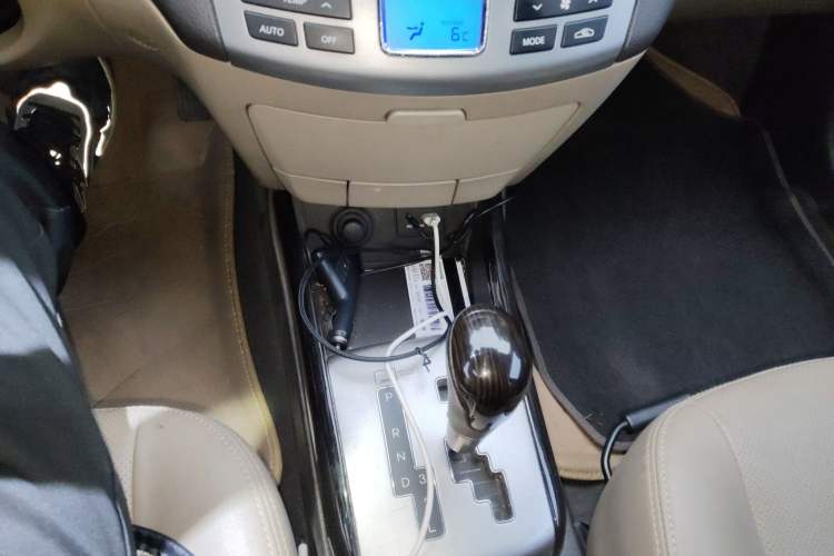 Used Hyundai Celesta 2011 1.6L Automatic Luxury Version
