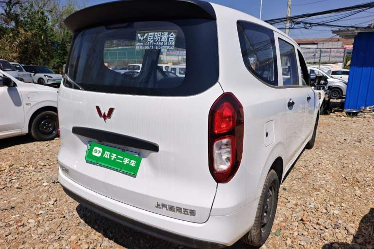Used Wuling Hongguang New Energy 2025 Extended-Range Hybrid 50 km Standard Version Rear Right 45 Deg
