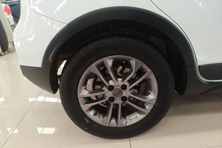 Used Geely Auto Vision X3 2020 1.5L CVT Luxury Model Right Rear Wheel Hub