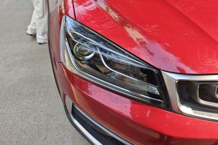 Used Geely Auto Vision S1 2018 1.5L CVT Fongchi Model Right Front Headlight