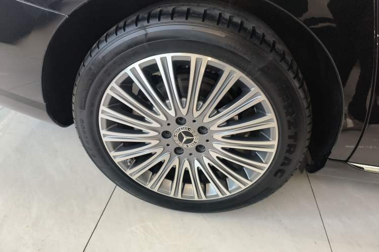 Used Mercedes-Benz E-Class 2023 E 300 L Stylish Model