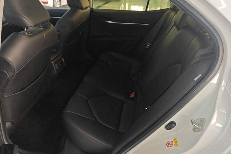 Used Toyota Camry 2018 2.5G Luxury Edition Left Rear Seat