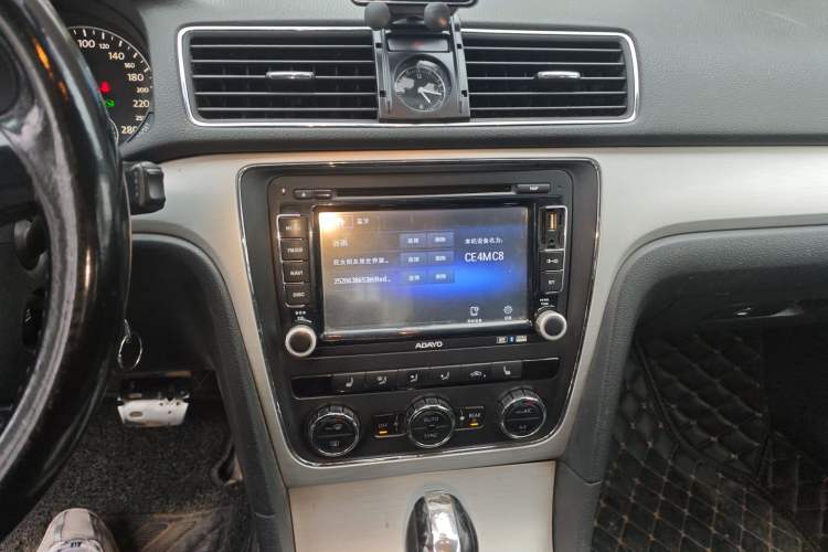 Used Volkswagen Passat 2013 1.8TSI DSG Prestige Edition
