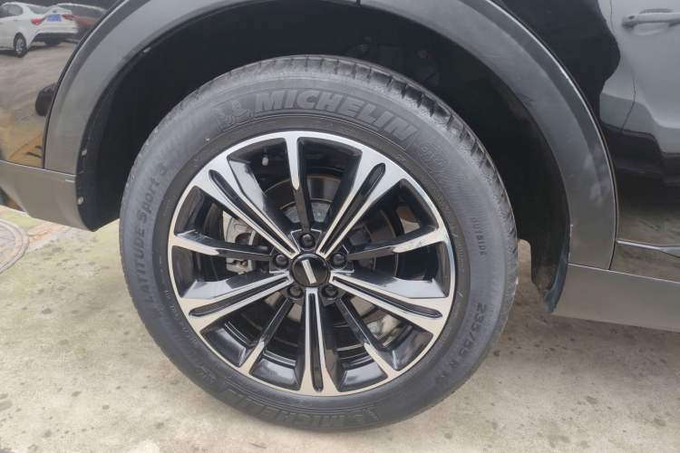 Used Wey VV6 2020 2.0T Two-Wheel Drive Smart Protection+