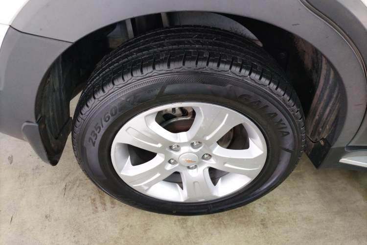 Used Chevrolet Captiva 2015 2.4L Two-Wheel Drive Urban Version 5 Seats