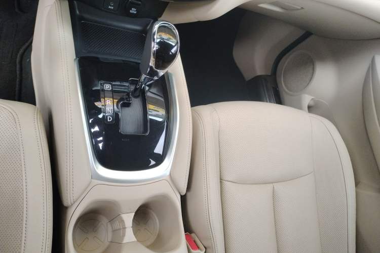 Used Nissan X-Trail 2017 2.0L CVT Comfort Edition 2WD
