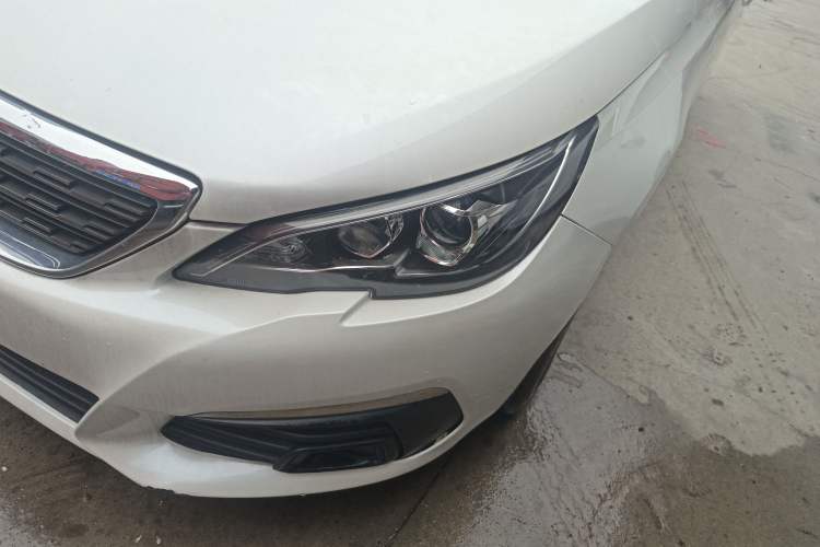 Used Peugeot 308 2018 1.6L Automatic Luxury Edition
