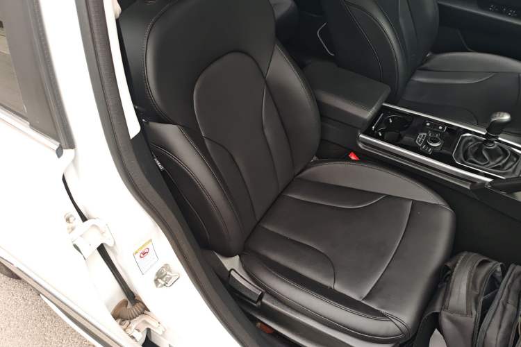 Used Haval H6 2018 Blue Label Sport Edition 1.5T Manual Two-Wheel Drive Elite Model Right Front Seat