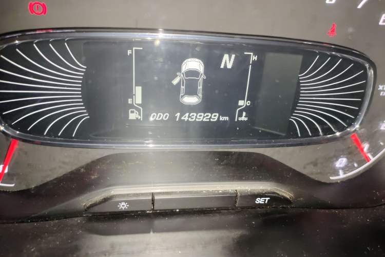 Used Baojun 510 2017 1.5L Automatic Luxury Model Odometer Close Up