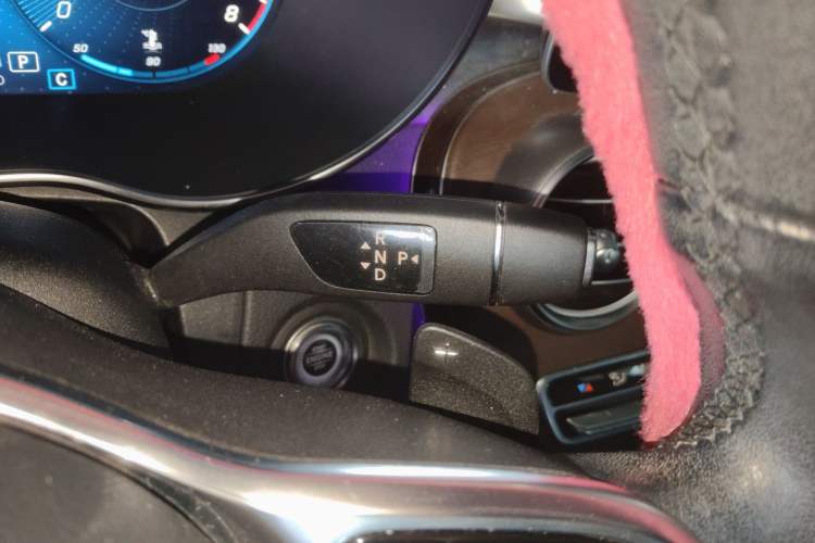 Used Mercedes-Benz GLC 2020 GLC 260 L 4MATIC Luxury Model Gear Lever