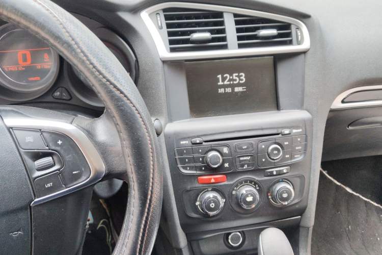 Used Citroen C4L 2015 1.2T Automatic Luxury Edition
