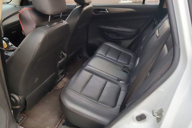 Used CHANGAN CS75 2016 1.8T Automatic Elite Model China V Standard