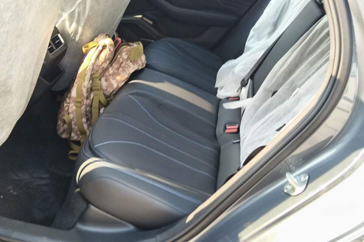 Used Geely Auto Preface 2025 Dongfang Yao 1.5TD Kunlun Edition
