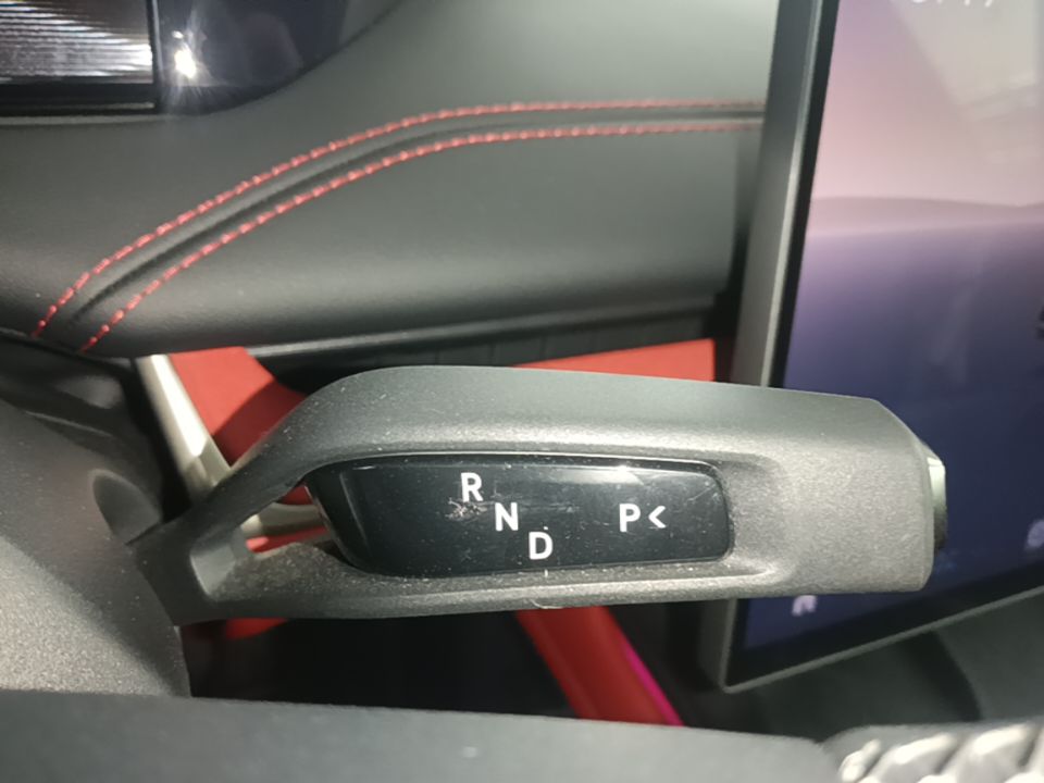 Xiaomi Auto SU7 2024 Four-Wheel Drive Ultra-Long Range Advanced Intelligent Driving Max Edition — снимка 16