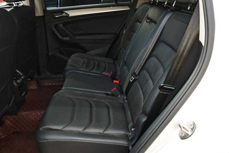 Used Volkswagen Tiguan L 2021 330TSI Automatic Two-Wheel Drive Smart Edition
