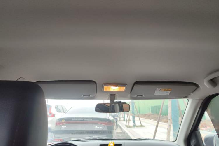 Used Suzuki Swift 2016 1.5L Automatic Fashionable Coolplay Edition
