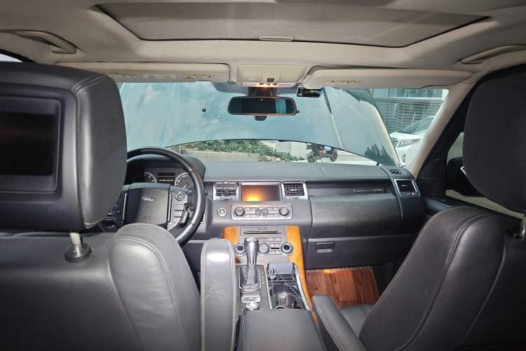 Used Land Rover Range Rover 2011 5.0 NA V8 HSE