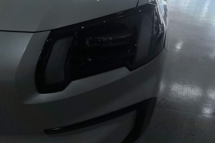 Used AION V 2024 Aion Tyrannosaurus 520 Smart Luxury Edition
