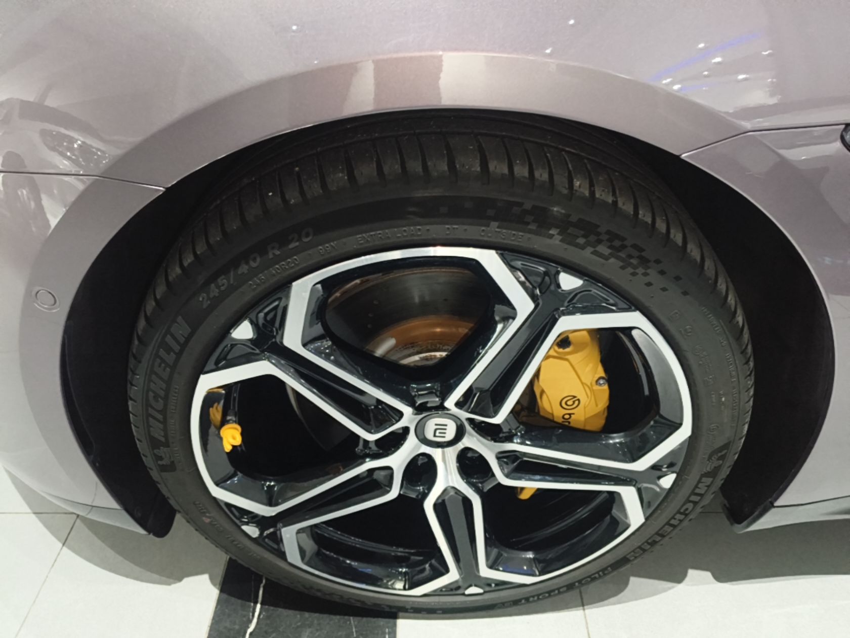 Xiaomi Auto SU7 2024 Four-Wheel Drive Ultra-Long Range Advanced Intelligent Driving Max Edition — снимка 10