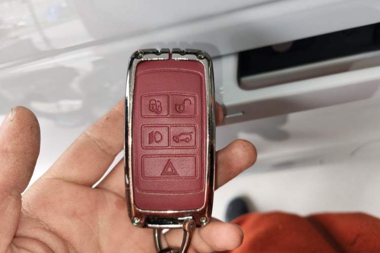 Used Land Rover Range Sport 2025 400PS Dynamic HSE Interior 1