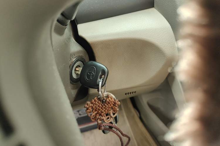 Used Toyota Camry 2013 200G Classic Luxury Edition