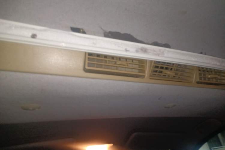 Used BAIC Weiwang M30 2015 1.5L Basic Version DAM15 Headliner