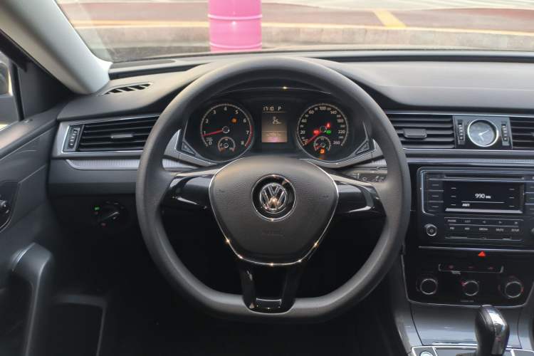 Used Volkswagen Passat 2017 1.8TSI DSG Government Procurement Version (CEA Engine)
