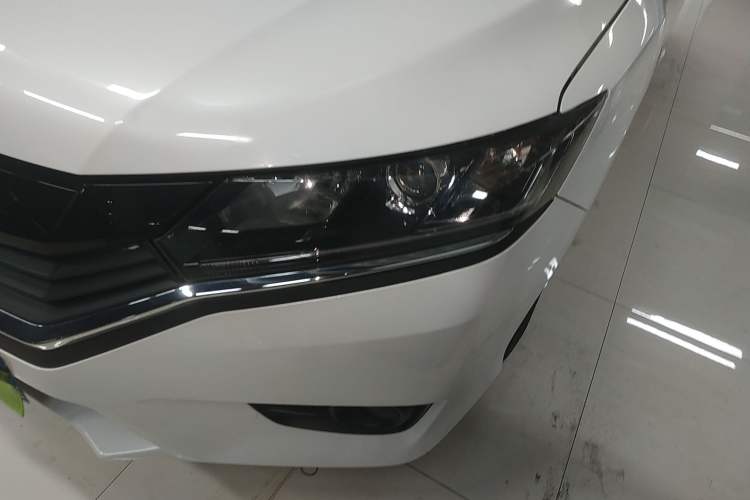 Used Honda Greiz 2016 1.5L CVT Classic Edition
