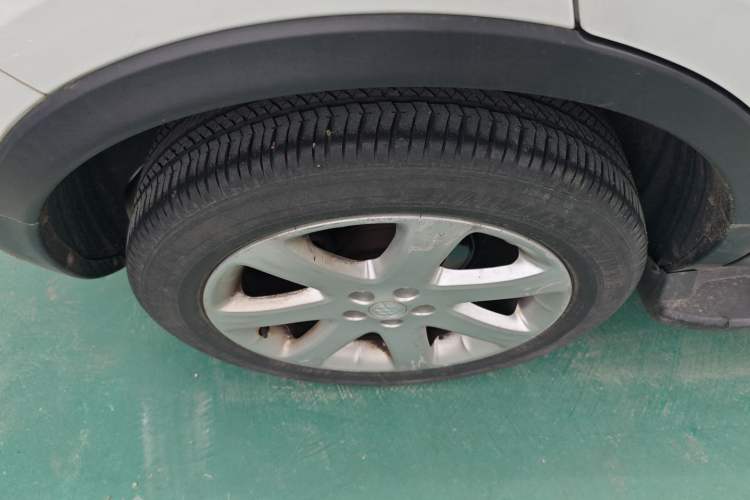 Used Buick Encore 2014 1.4T Automatic Two-Wheel Drive Urban Elite Model Right Rear Wheel Hub