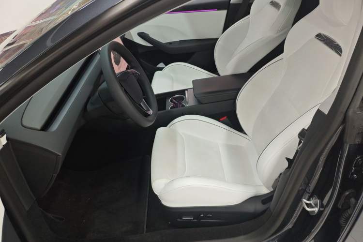 Used Tesla Model 3 2024 High-Performance All-Wheel-Drive Version