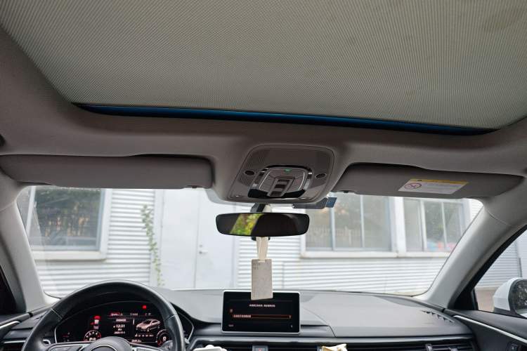 Used Audi A4L 2018 30th Anniversary Edition 40 TFSI Fashion Model