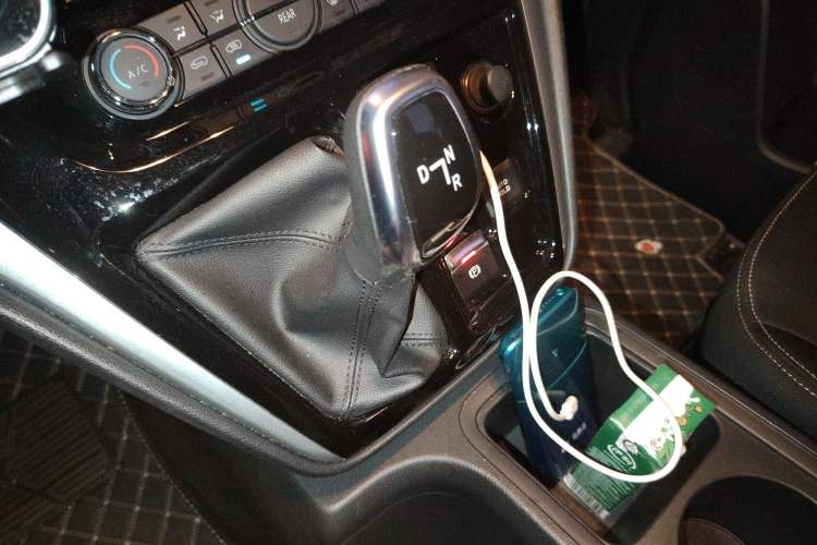 Used JAC Refine M3 PHEV 2025 PLUS 2.0L Comfort Edition