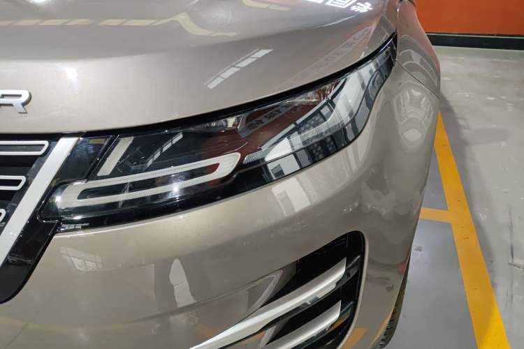 Used Land Rover Range Evoque 2024 Aurora L 249 PS Glowing Limited Edition Left Front Headlight