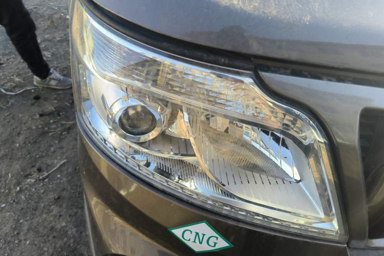 Used Chana Ruixing M60 2025 Model, 1.6L CNG, 120L Gas Cylinder, Comfortable 6-Seater Passenger Van