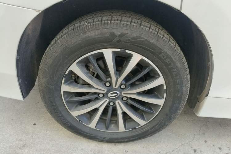 Used GAC Trumpchi M8 2023 Lingxiu Series 390T Deluxe Edition Right Rear Wheel Hub
