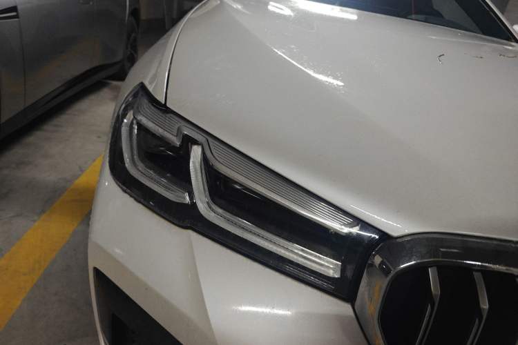 Used BMW 5 Series 2022 525Li M Sport Package Right Front Headlight