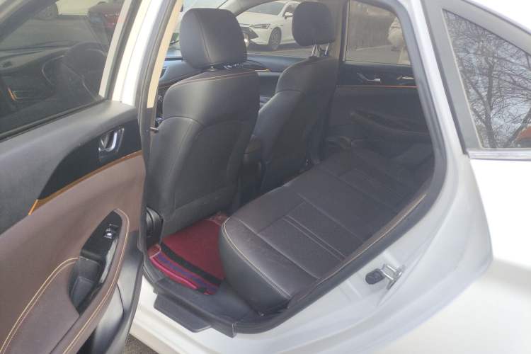 Used CHANGAN Eado DT 2018 1.6L Automatic Smart Enjoyment Model
