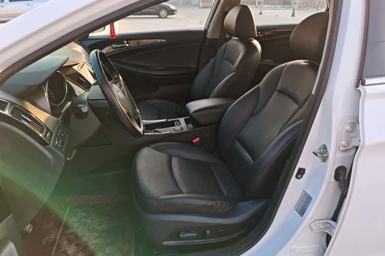 Used Hyundai Sonata 2014 2.4L Automatic Luxury Version China IV Standard Left Front Seat