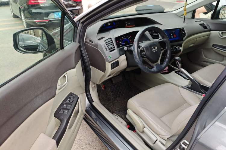 Used Honda Civic 2013 10th Anniversary 1.8L Automatic Comfort Version