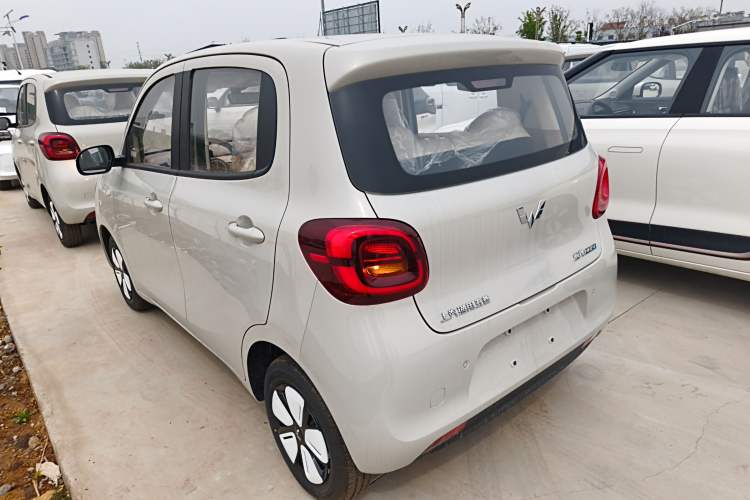 Used Wuling Hongguang MINIEV 2025 Four-Door Version Advanced Edition Rear Left 45 Deg