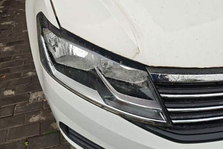 Used Volkswagen Lavida 2019 Lavida Start 1.5L Automatic Trendy Version China VI Standard Right Front Headlight