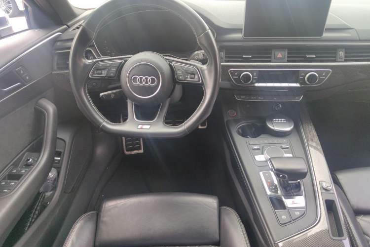 Used Audi S4 2018 S4 3.0TFSI Steering Wheel