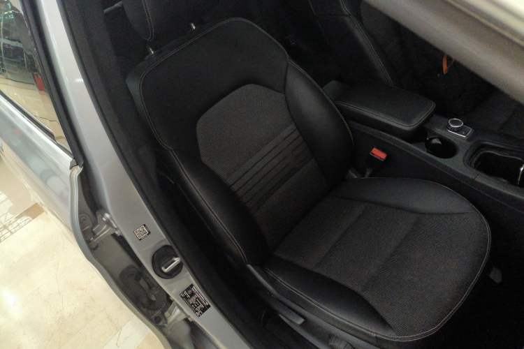 Used Mercedes-Benz B-Class 2015 B 200 Sport Edition
