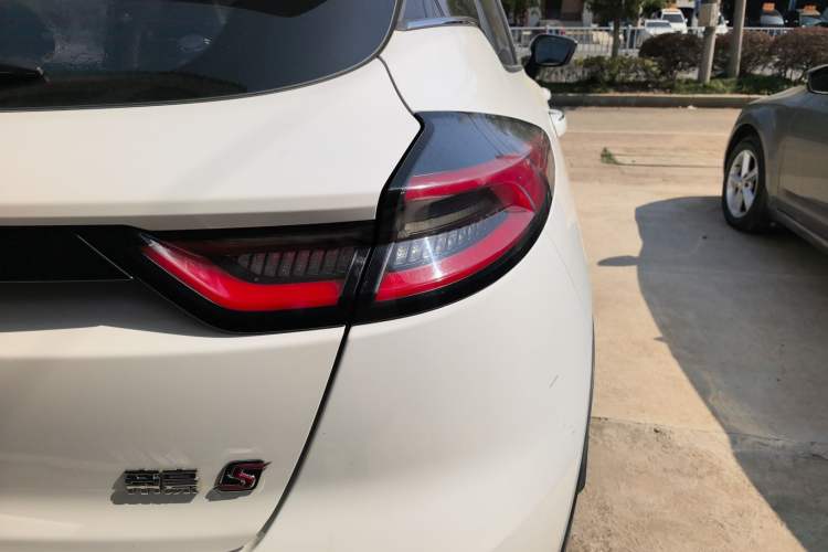 Used Geely Auto Emgrand S 2021 1.4T CVT Prestige Edition