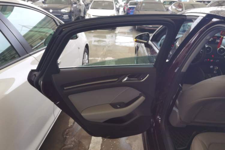 Used Audi A3 2019 Limousine 35 TFSI Fashion Edition China VI Emission Standard
