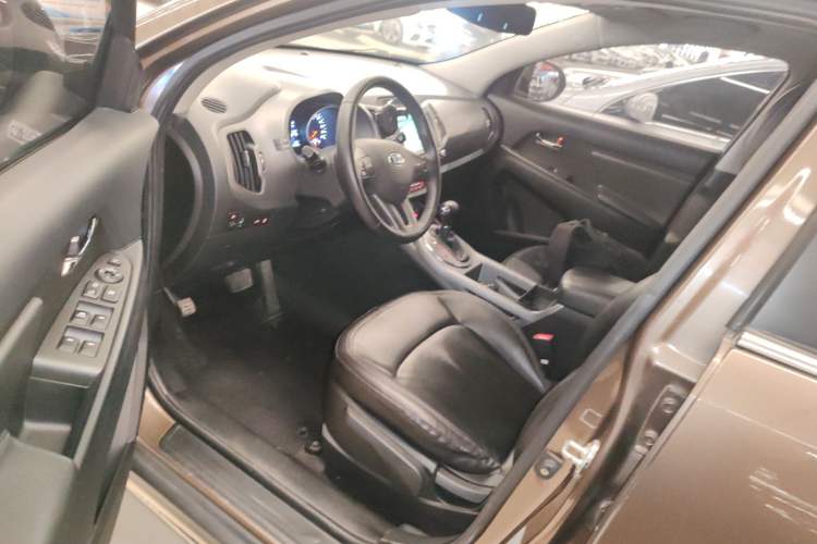 Used Kia Sportage R 2015 2.0L Automatic Two-Wheel Drive GLS Driver Seat